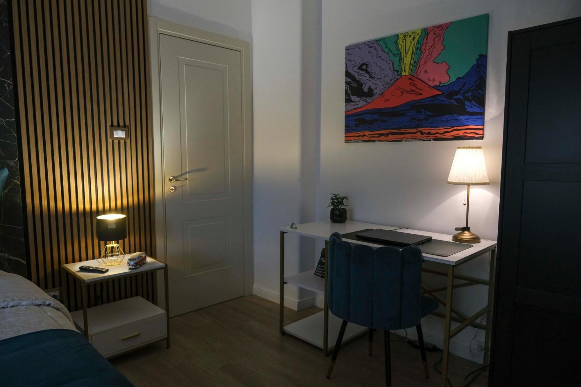 White Butterfly Home Napoli Bagian luar foto